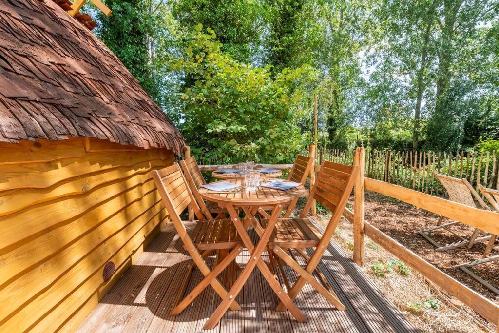 Au Pied Du Frene Villa Herzeele Kültér fotó