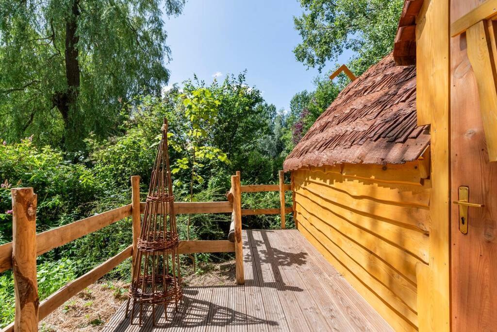 Au Pied Du Frene Villa Herzeele Kültér fotó