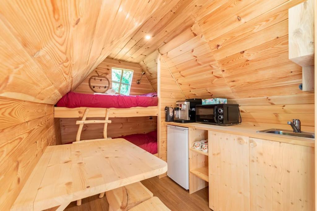 Au Pied Du Frene Villa Herzeele Kültér fotó