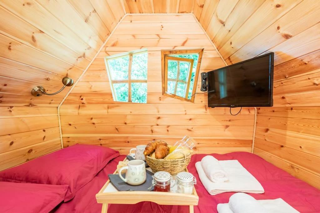 Au Pied Du Frene Villa Herzeele Kültér fotó